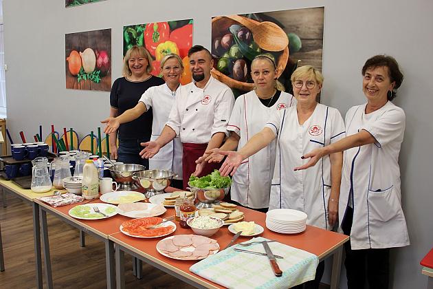 W Szkole Podstawowej nr 3 serwują śniadania. To doskonały start w nowy dzień!