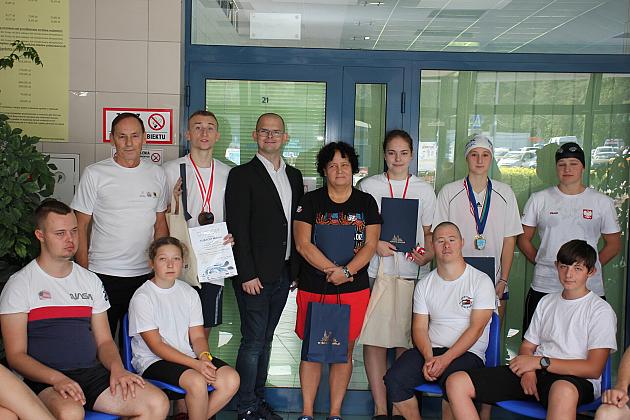 Sukcesy lęborskich pływaków