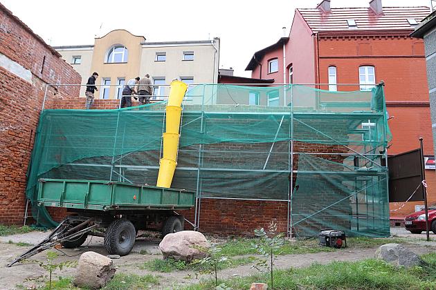 Remont i przebudowa odcinka średniowiecznych murów obronnych