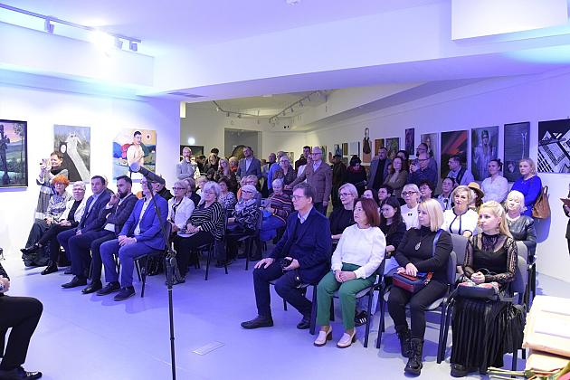 Konkursowe prace malarskie do 1 grudnia w Wieży Ciśnień