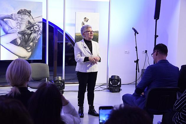 Konkursowe prace malarskie do 1 grudnia w Wieży Ciśnień