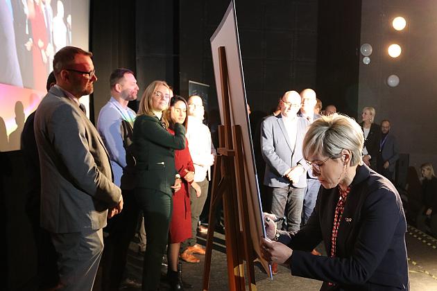 Ten projekt jest szansą dla zdolnych uczniów, żeby zostać liderami i innowatorami