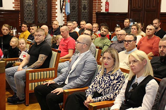 Dawcy krwi odznaczeni na gali PCK w ratuszu