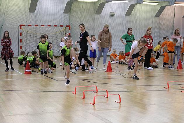 Pierwszaki pokazały, jak potrafią doskonale bawić się i integrować