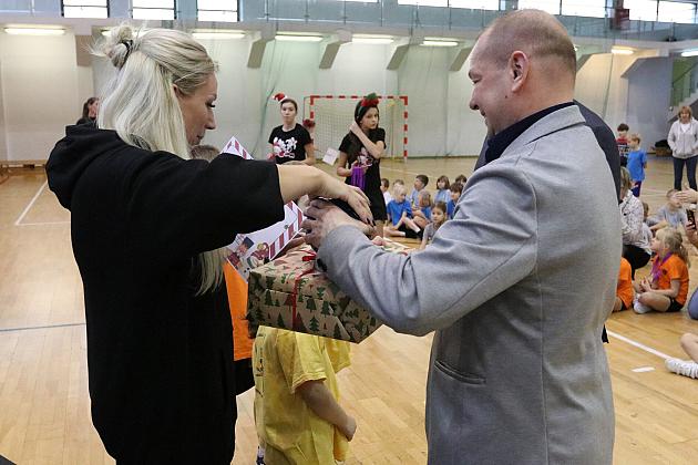 Pierwszaki pokazały, jak potrafią doskonale bawić się i integrować