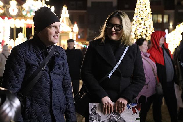 Tłumy na promocji miejskiego kalendarza na 2025 rok