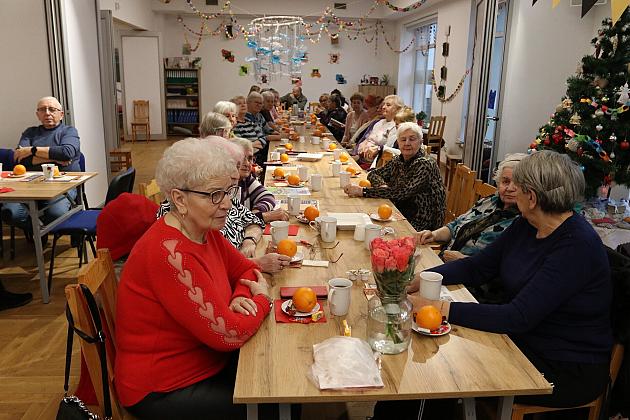 Dzień Babci i Dzień Dziadka na spotkaniu Ligi Kobiet Polskich
