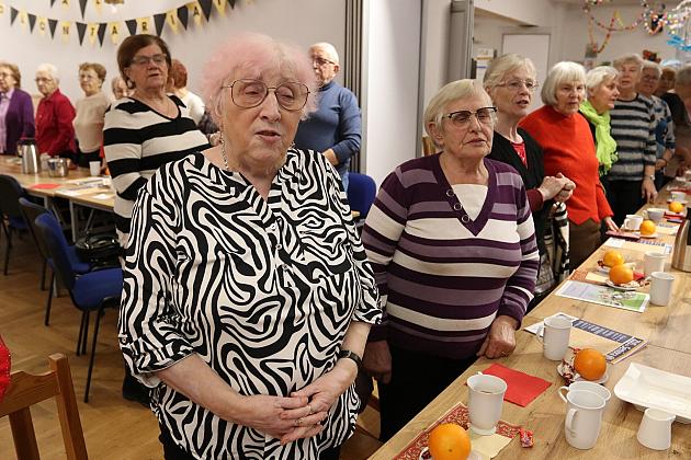 Dzień Babci i Dzień Dziadka na spotkaniu Ligi Kobiet Polskich