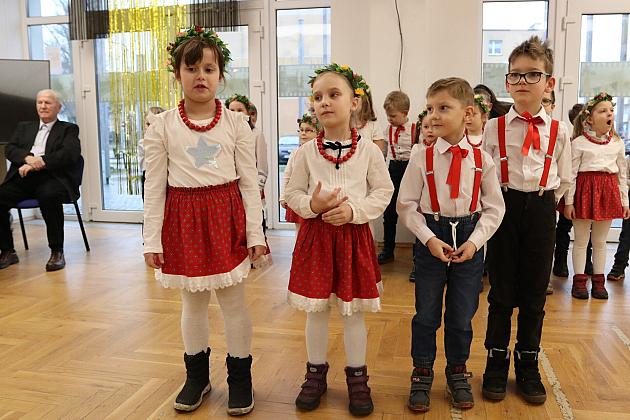 Dzień Babci i Dzień Dziadka na spotkaniu Ligi Kobiet Polskich