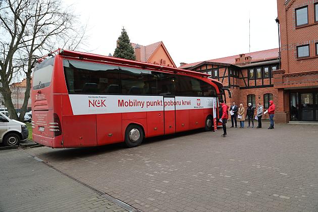 Ponad dziesięć litrów krwi oddali mieszkańcy przy Urzędzie Miejskim