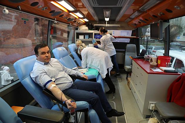 Ponad dziesięć litrów krwi oddali mieszkańcy przy Urzędzie Miejskim