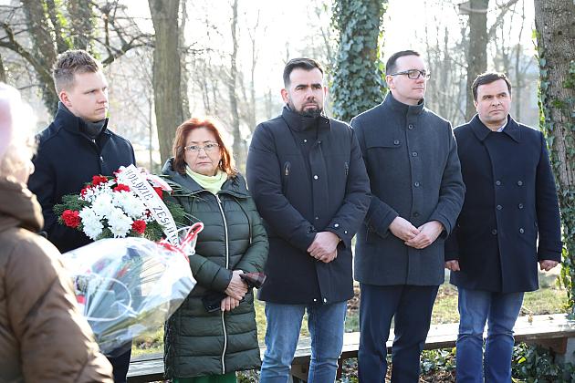 Hołd dla Sybiraków w 85. rocznicę pierwszej z masowych wywózek przez Sowietów