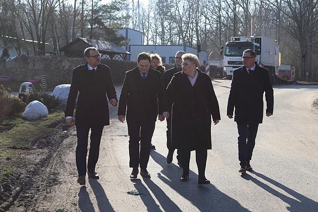 Umowa na strategiczną inwestycję w ZZO Błękitna Kraina w Czarnówku podpisana