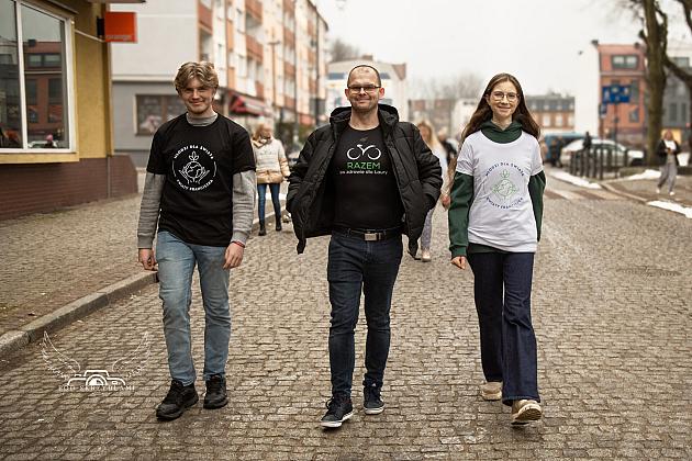 Setki kilometrów na rowerze, żeby pomóc chorej Laurze