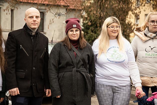 Setki kilometrów na rowerze, żeby pomóc chorej Laurze