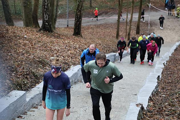Patriotyczne bieganie w Parku Chrobrego z okazji Narodowego Dnia Pamięci Żołnierzy Wyklętych
