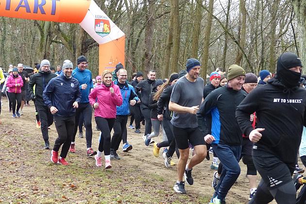 Patriotyczne bieganie w Parku Chrobrego z okazji Narodowego Dnia Pamięci Żołnierzy Wyklętych