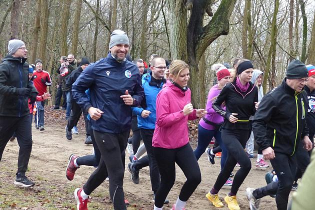 Patriotyczne bieganie w Parku Chrobrego z okazji Narodowego Dnia Pamięci Żołnierzy Wyklętych