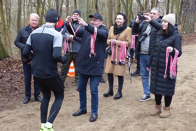 Patriotyczne bieganie w Parku Chrobrego z okazji Narodowego Dnia Pamięci Żołnierzy Wyklętych