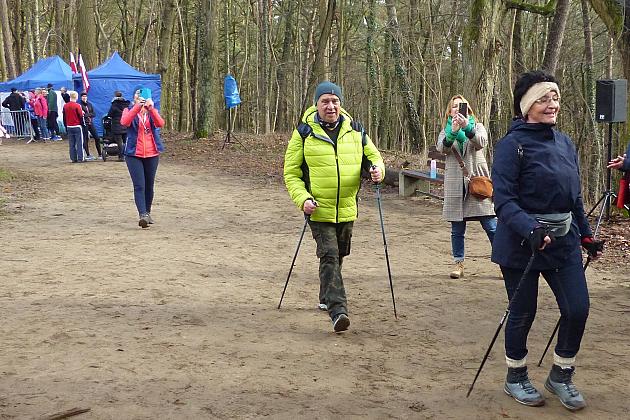 Patriotyczne bieganie w Parku Chrobrego z okazji Narodowego Dnia Pamięci Żołnierzy Wyklętych