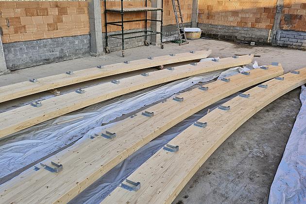 Budowana hala sportowa przy SP1 zyska zadaszenie