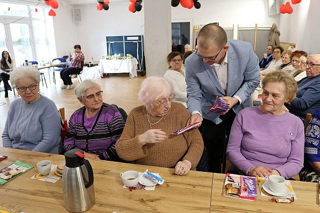 Z najlepszymi życzeniami z okazji Dnia Kobiet