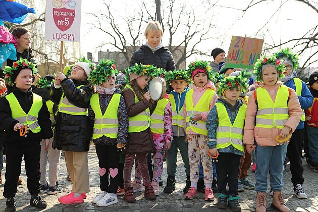 Wiosenny konkurs marzann nad rzeką Łebą