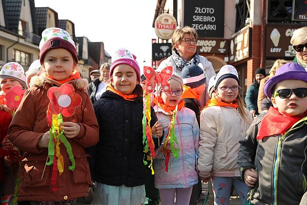 Wiosenny konkurs marzann nad rzeką Łebą