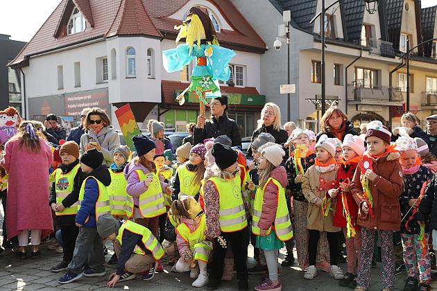 Wiosenny konkurs marzann nad rzeką Łebą