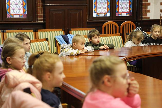 Spotkanie dzieci z burmistrzem w Urzędzie Miejskim w Lęborku