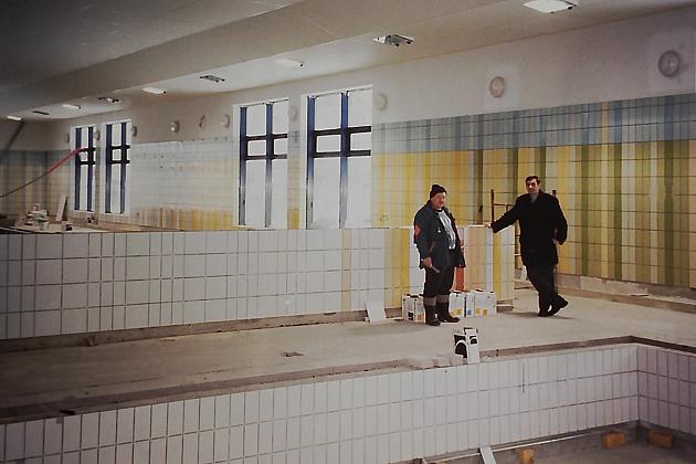 To już 25 lat, jak lęborczanie korzystają z pływalni miejskiej