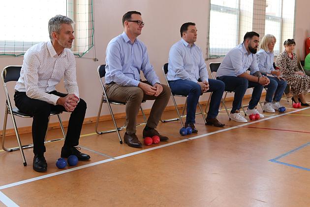 Boccia łączy pokolenia i samorządy! II Powiatowy Integracyjny Turniej w Lęborku za nami