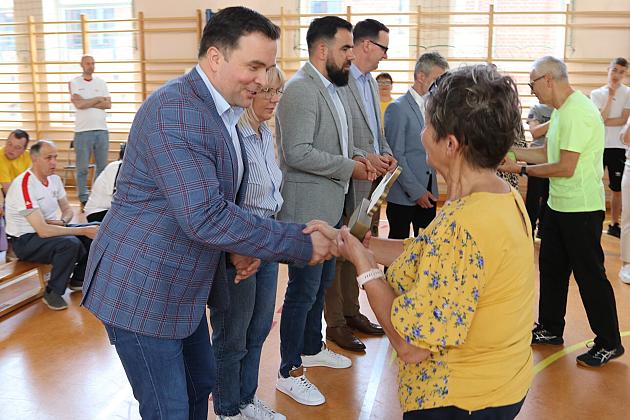 Boccia łączy pokolenia i samorządy! II Powiatowy Integracyjny Turniej w Lęborku za nami