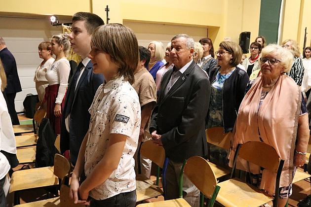„Jedynka” świętuje 80 lat! Uroczysta gala z okazji jubileuszu najstarszej szkoły podstawowej w Lęborku