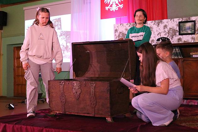 „Jedynka” świętuje 80 lat! Uroczysta gala z okazji jubileuszu najstarszej szkoły podstawowej w Lęborku