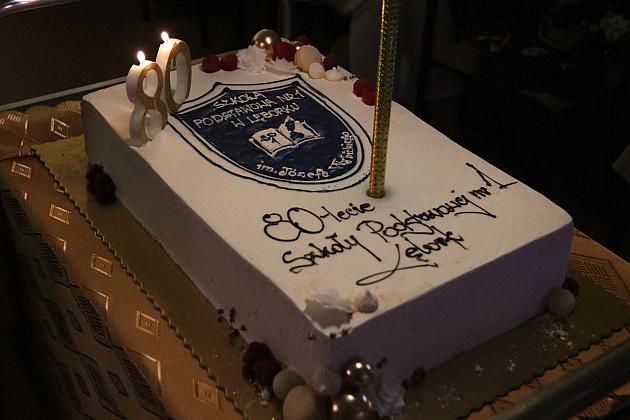 „Jedynka” świętuje 80 lat! Uroczysta gala z okazji jubileuszu najstarszej szkoły podstawowej w Lęborku