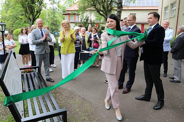 „Jedynka” świętuje 80 lat! Uroczysta gala z okazji jubileuszu najstarszej szkoły podstawowej w Lęborku