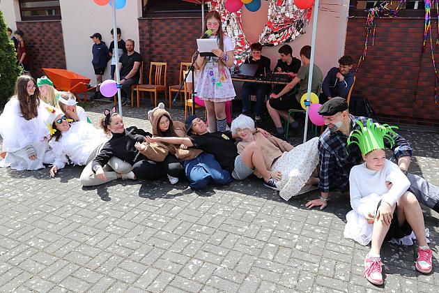 Rodzinna zabawa w „Siódemce” - radość, śmiech i integracja