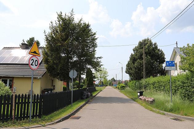 Nowe lustra drogowe w Lęborku – więcej bezpieczeństwa na trudnych skrzyżowaniach!