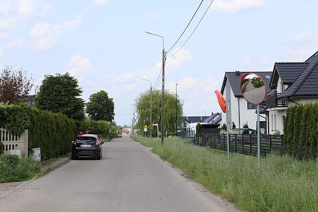 Nowe lustra drogowe w Lęborku – więcej bezpieczeństwa na trudnych skrzyżowaniach!