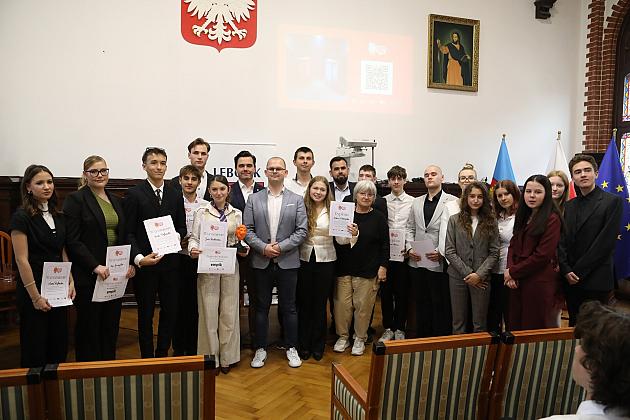 Debaty oksfordzkie w Lęborku – emocje, argumenty i młodzież na najwyższym poziomie