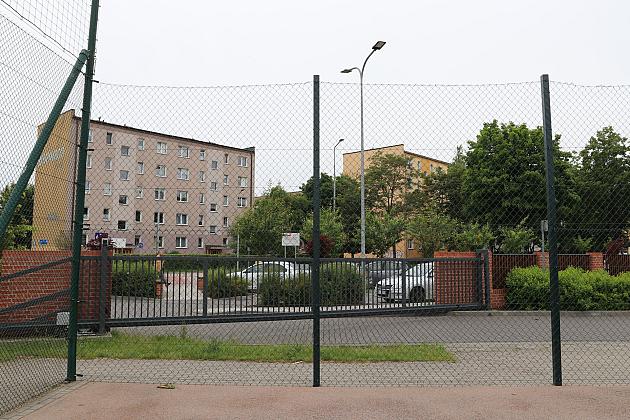 Bezpieczniej na boisku – nowy piłkochwyt przy SP nr 1