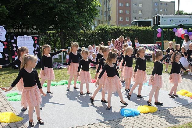 Taniec, uśmiech i radość – taki był III. Festiwal Tańca w Przedszkolu nr 9