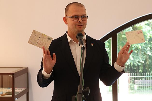 Historia Pogoni Lębork na otwartej w Wieży Ciśnień wystawie z okazji 80-lecia klubu