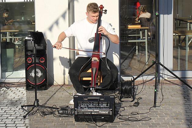 Lębork Nowy Świat znów tętnił życiem! Piąta edycja Festiwalu Ulicznego zachwyciła mieszkańców