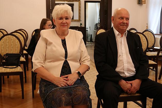 Złote Gody w lęborskim ratuszu – uhonorowanie małżeństw z ponad półwiecznym stażem