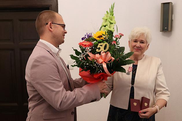 Złote Gody w lęborskim ratuszu – uhonorowanie małżeństw z ponad półwiecznym stażem