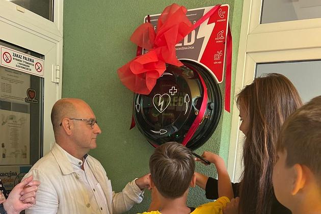 Wielki sukces SP8 – dzięki wspólnemu wysiłkowi mają własny defibrylator