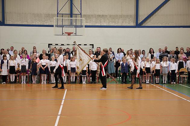 „Wypływamy na szerokie wody” – zakończenie roku szkolnego w SP nr 8