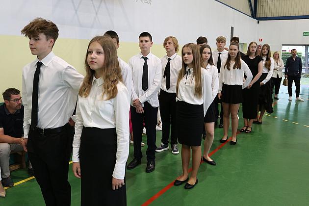 Uroczyste pożegnanie absolwentów Szkoły Podstawowej nr 5